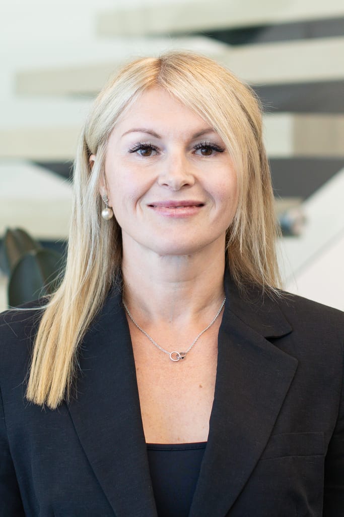 natalia comarnitchi accountant